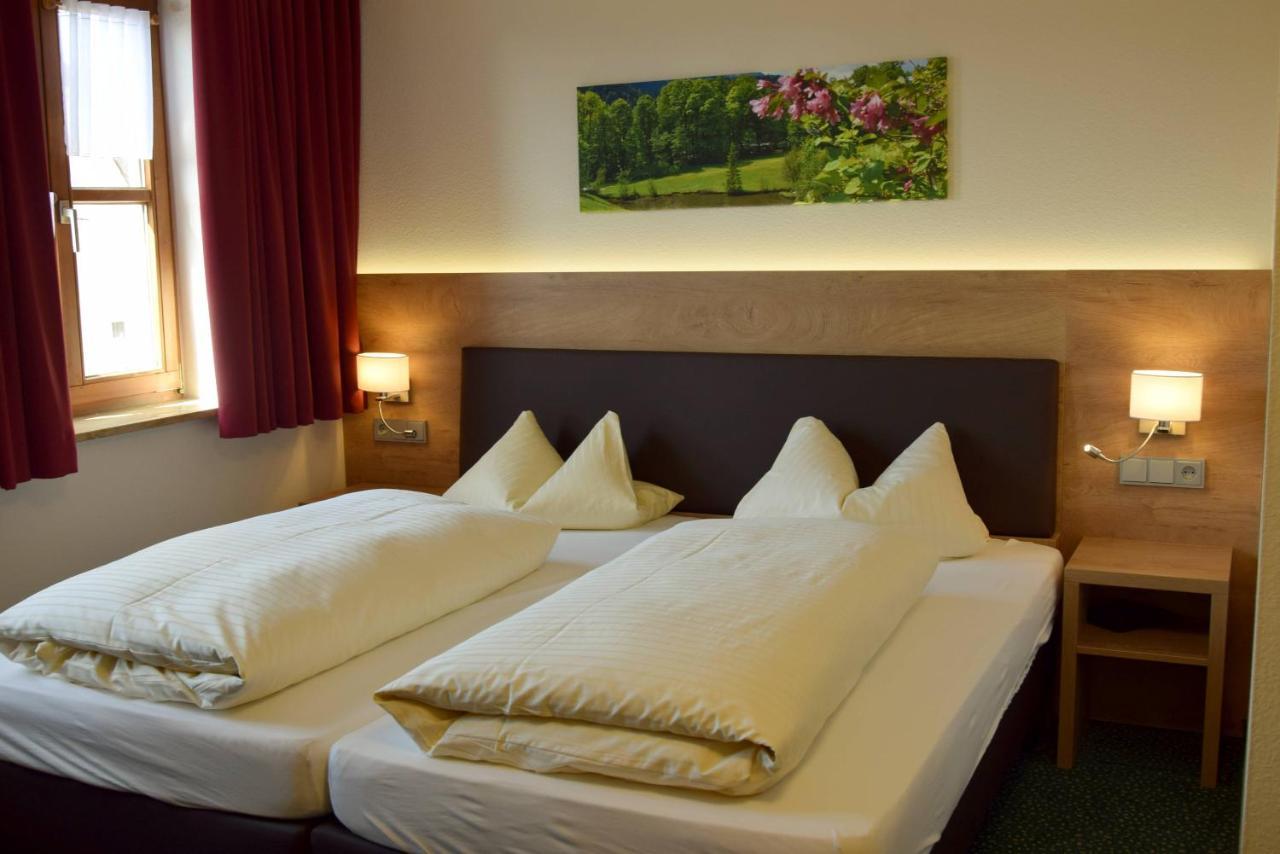 Hotel Gasthof Zum Loewen Velburg Phòng bức ảnh