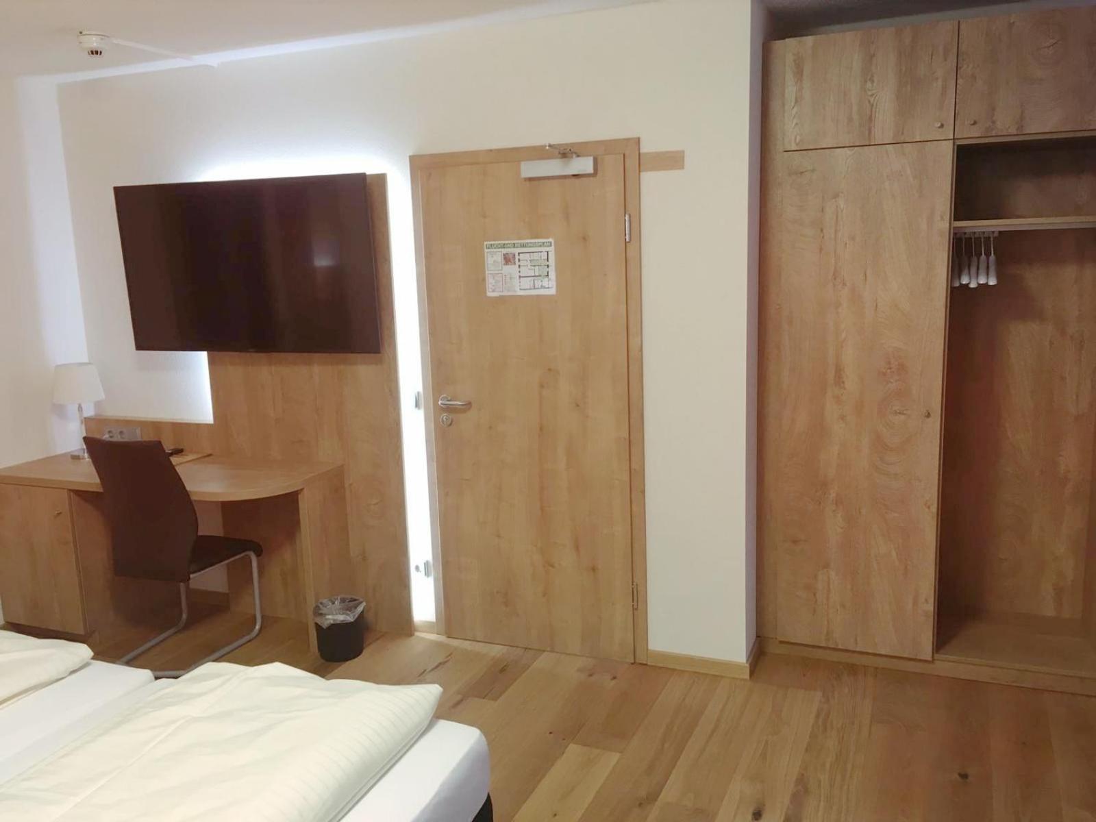 Hotel Gasthof Zum Loewen Velburg Phòng bức ảnh