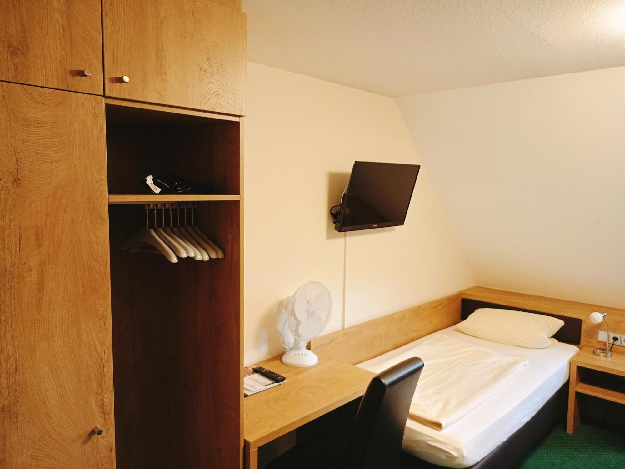Hotel Gasthof Zum Loewen Velburg Ngoại thất bức ảnh